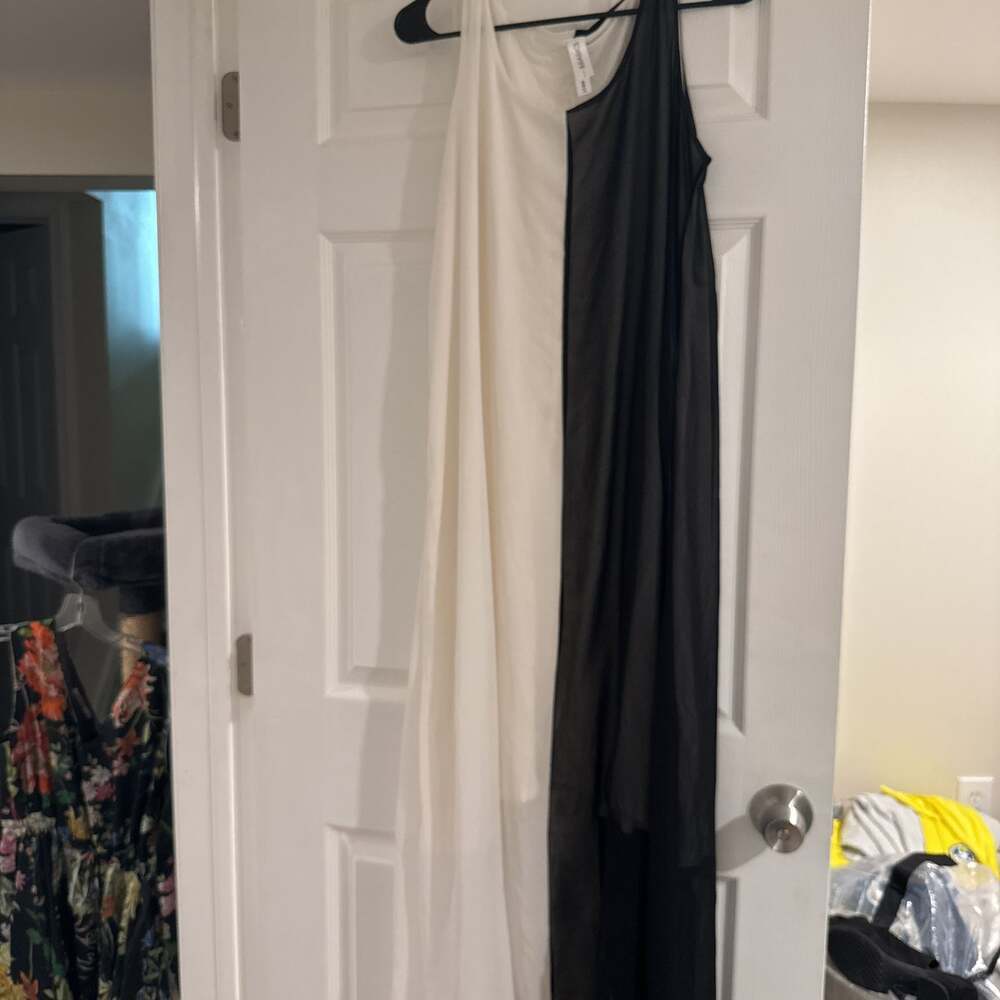 WynneLayers Chiffon Overlay Colourblock Maxi Dress Yellow Size XS. RRP